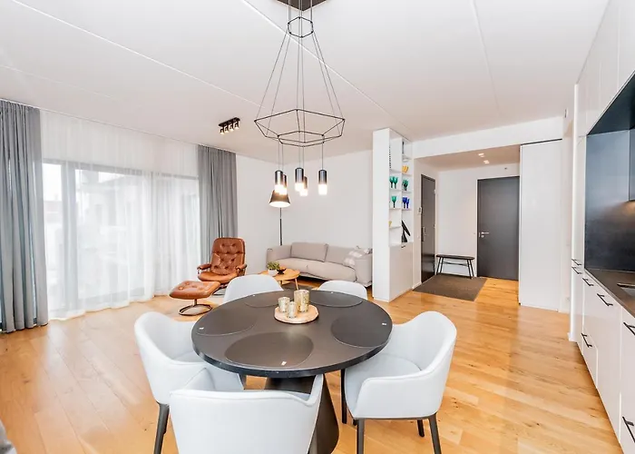 Heart Of Paernu Living - Contemporary 2 Bedroom Apartment With Balcony & Parking