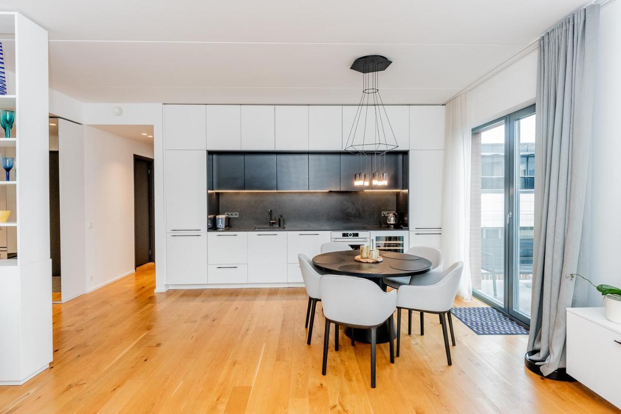 Appartement Heart Of Living - Contemporary 2 Bedroom With Balcony & Parking Pärnu